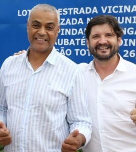 Gilson Nagrin, à esquerda, ao lado do deputado estadual André do Prado